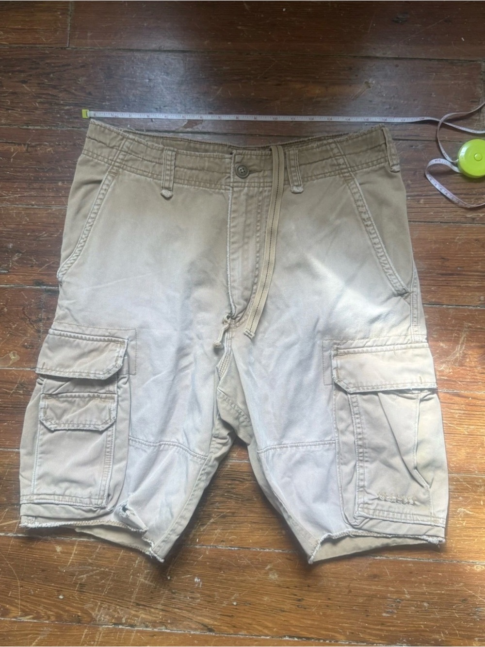 Abercrombie & Fitch Men's Khaki Cargo Shorts - Utility Pockets